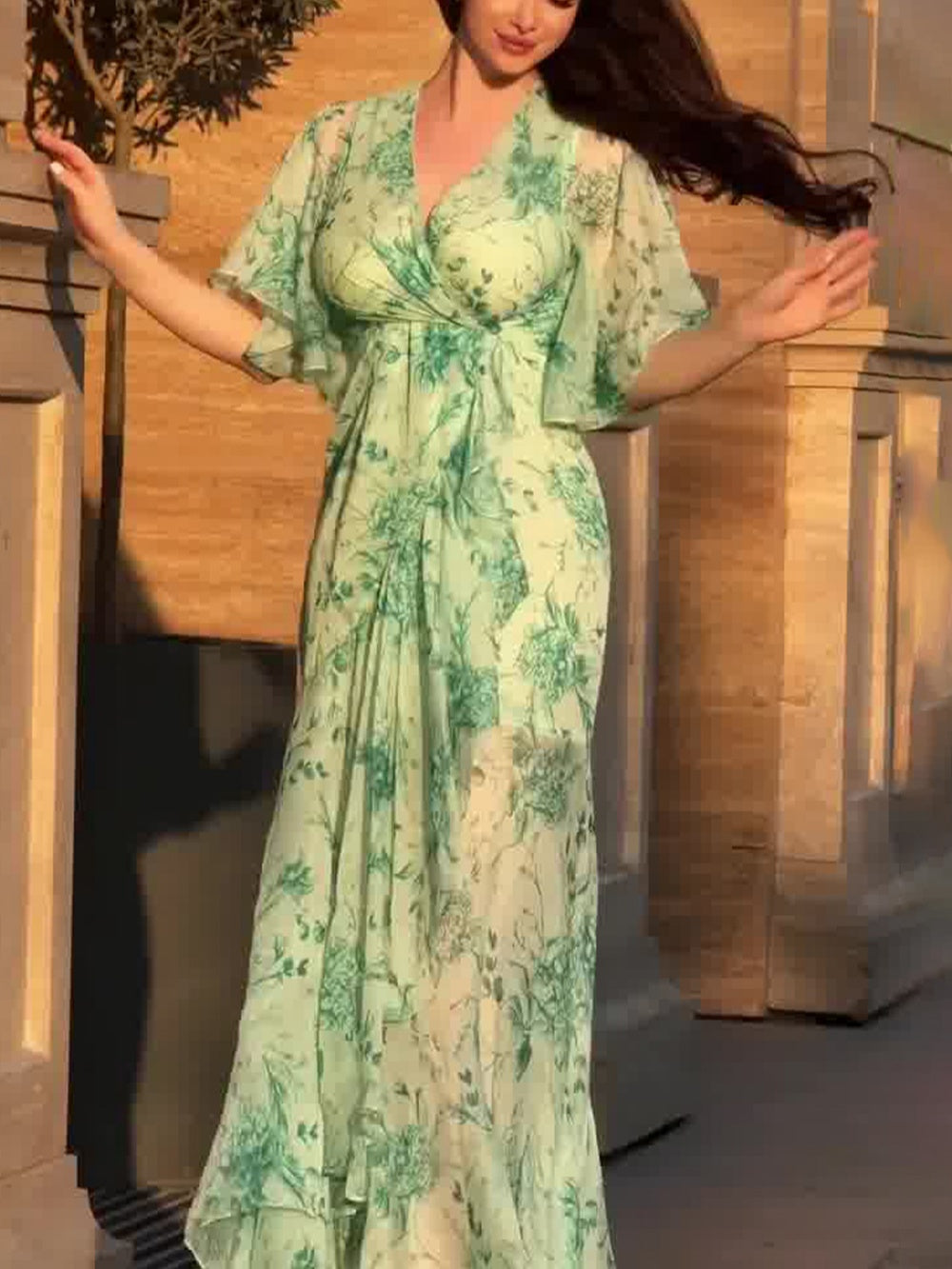 Women's Retro V-neck trumpet sleeve printed dress