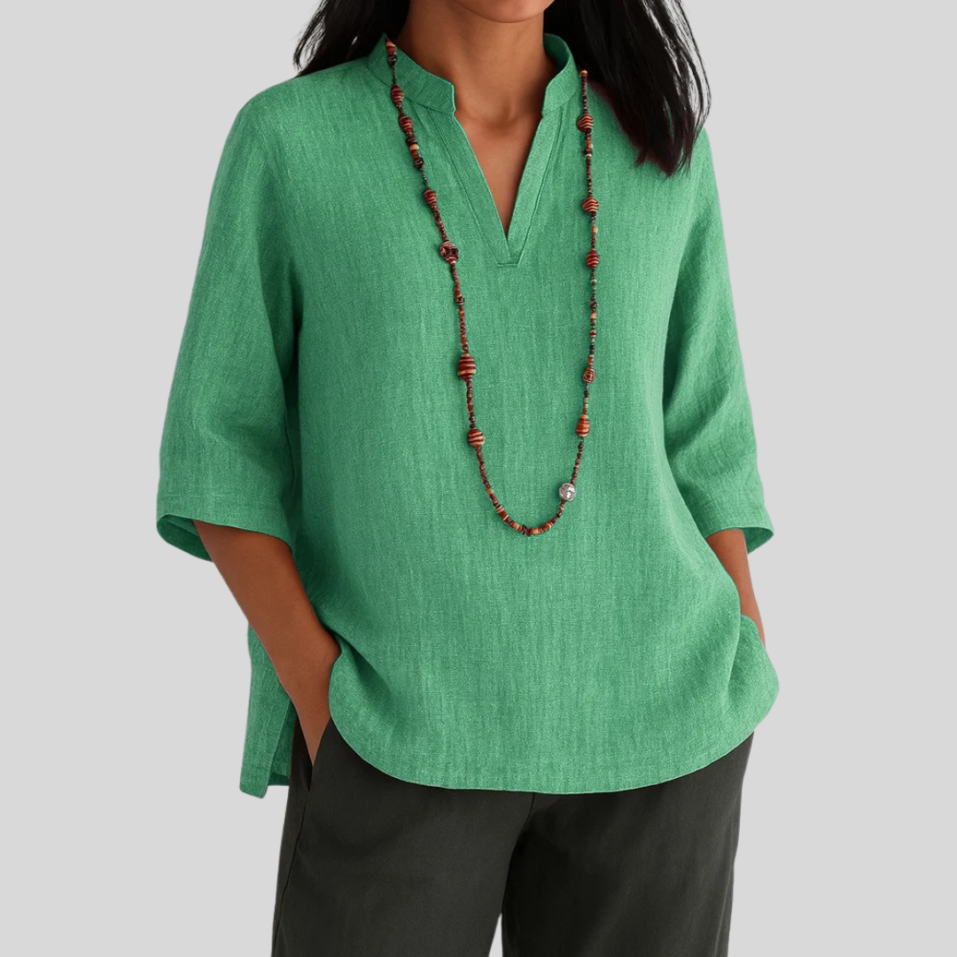 Women's Blouse with relaxed elegance