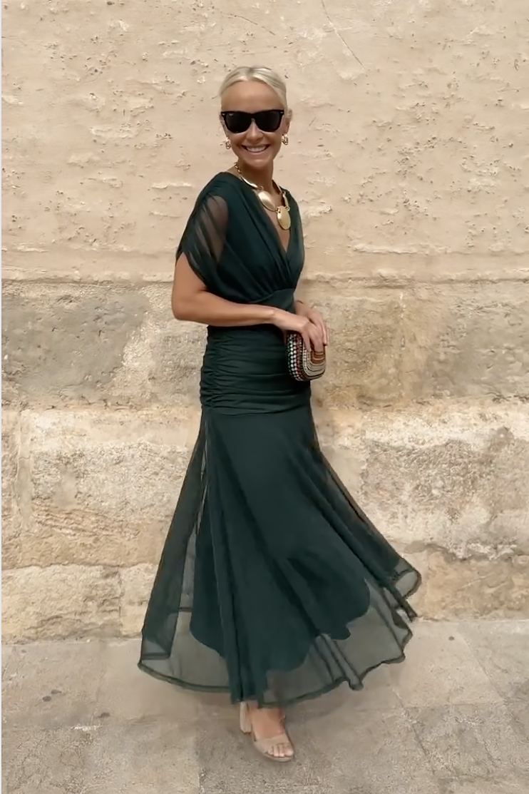 Women's Elegant V-neck Fantasy Party Maxi Dress