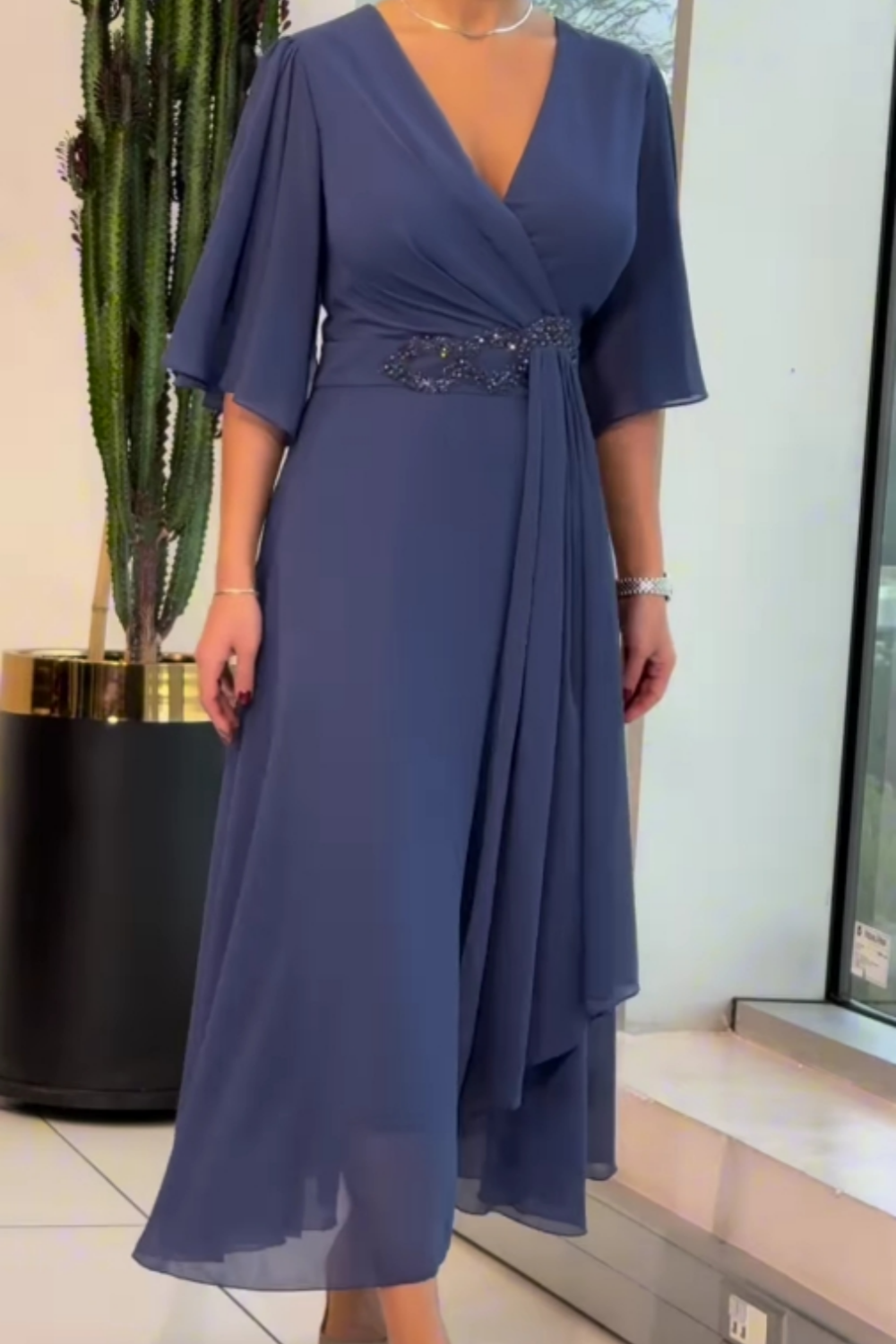 Women's Elegant V-neck maxi dress