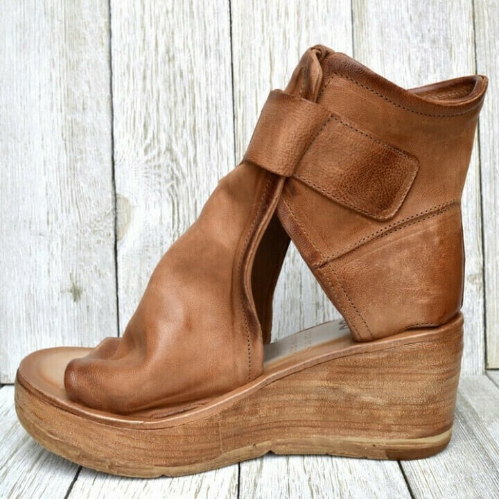 Women's Wedge Sandals with Buckle in Boho Style