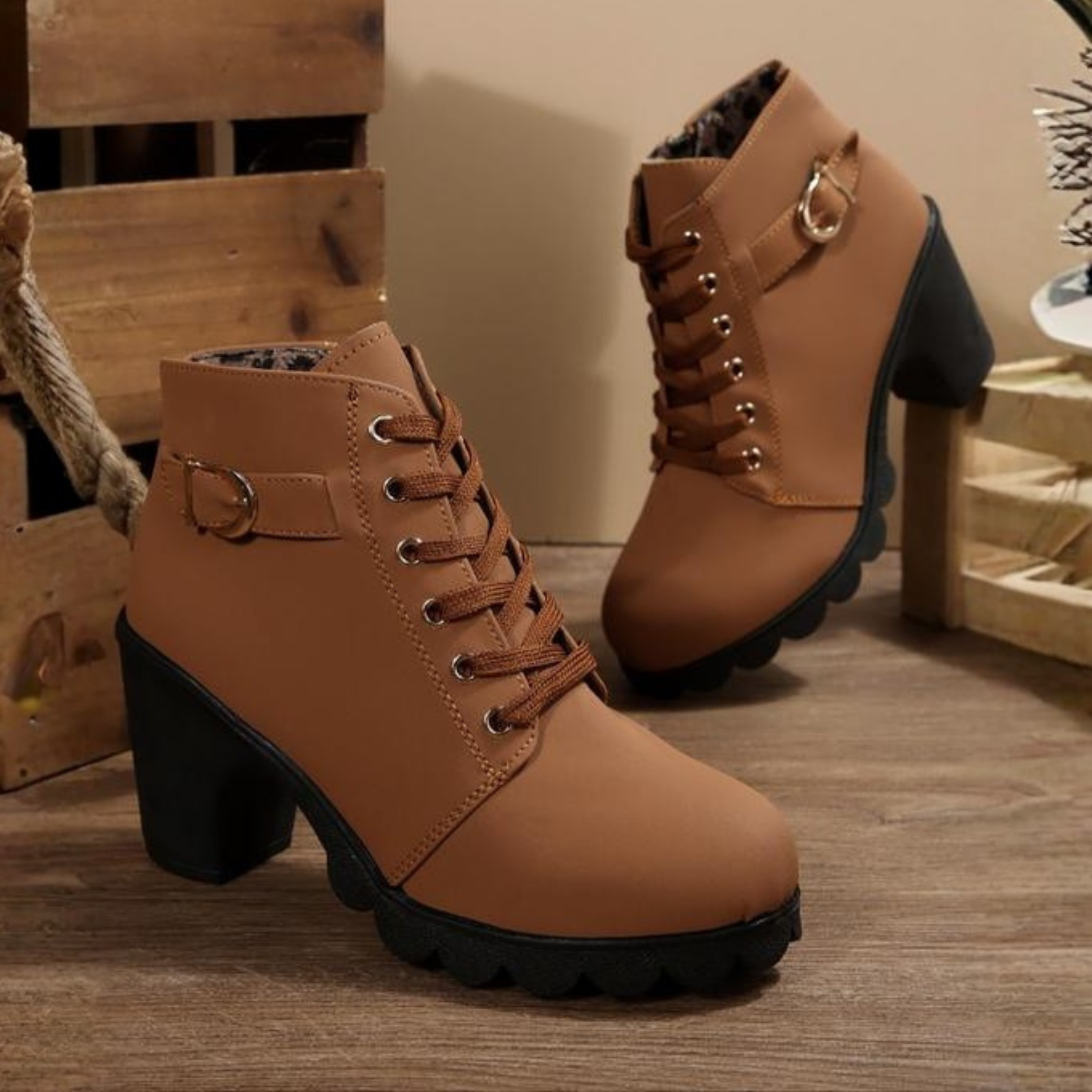 Women's Chic Lace-Up Chunky Ankle Boots