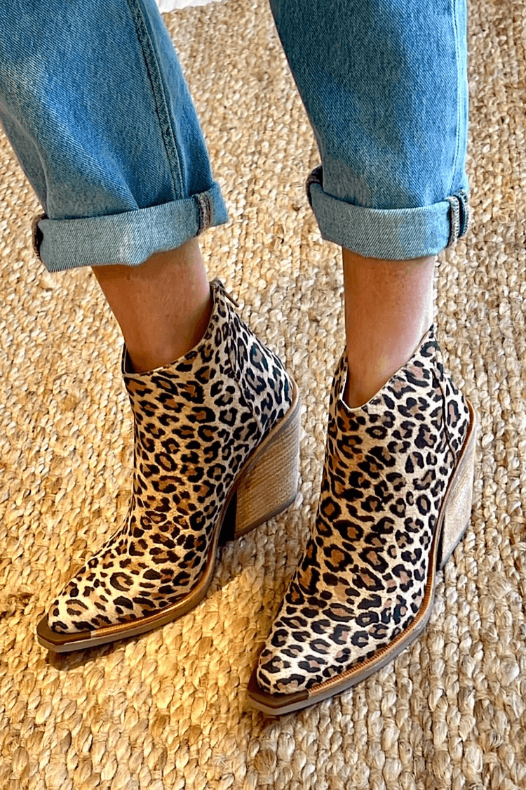 Women's Pointed Cowboy Boots