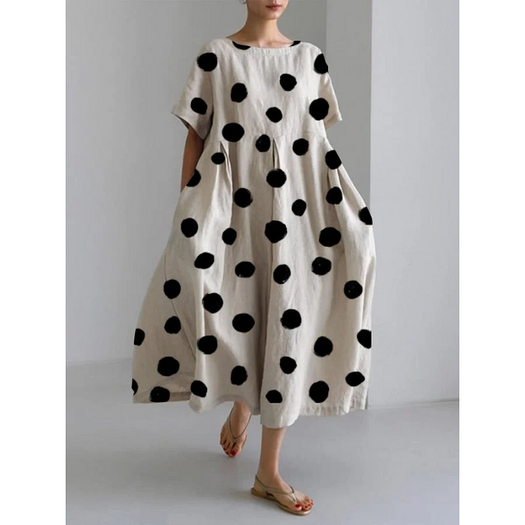 Women's Casual Long Dress with Iconic Polka Dots and Freedom of Movement for Summer Days