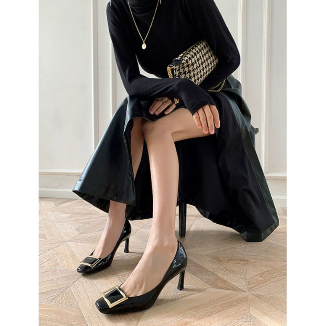 Women's Elegant Heeled Sandals with Metallic Accent