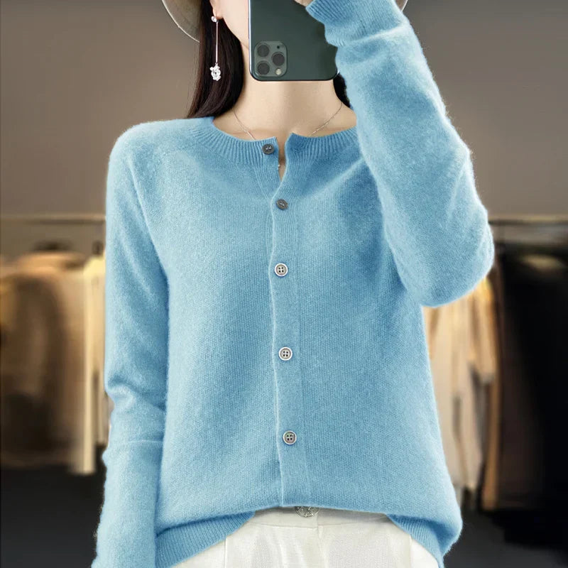 Women's Buttoned Cardigan