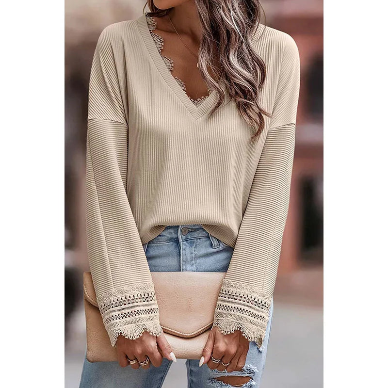 Women's Elegant Sweater With Lace
