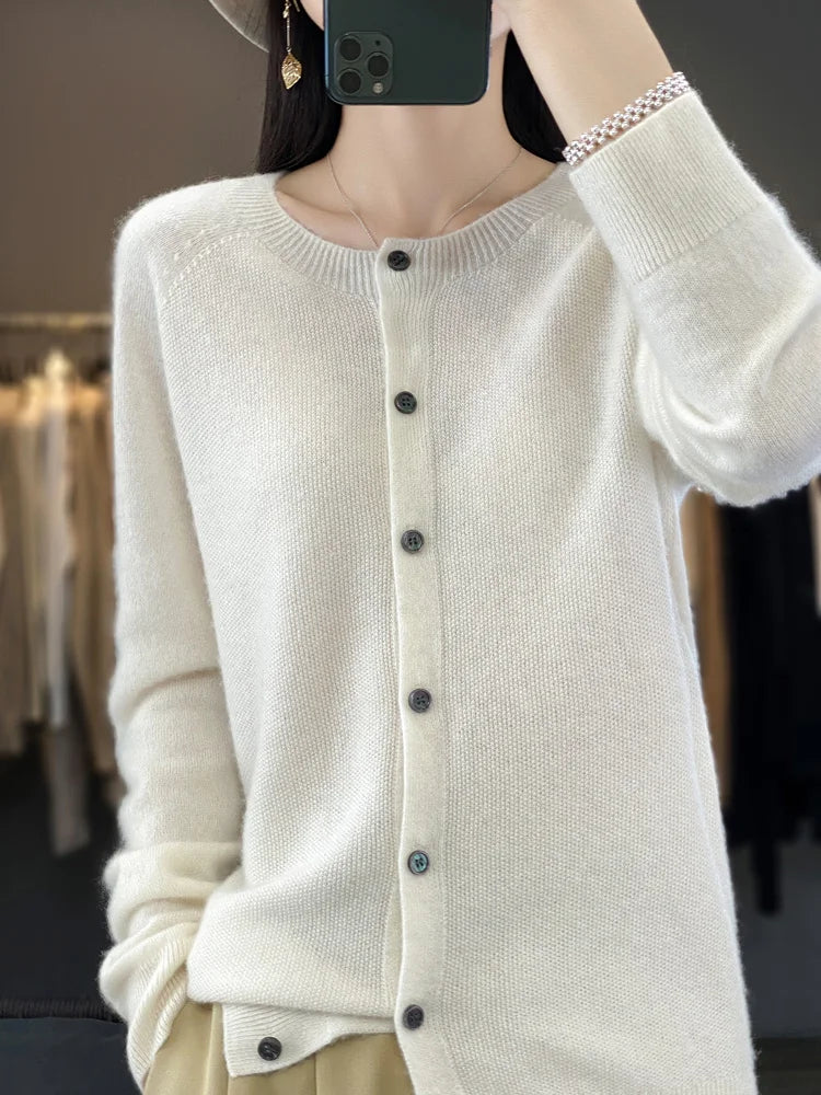 Women's Buttoned Cardigan