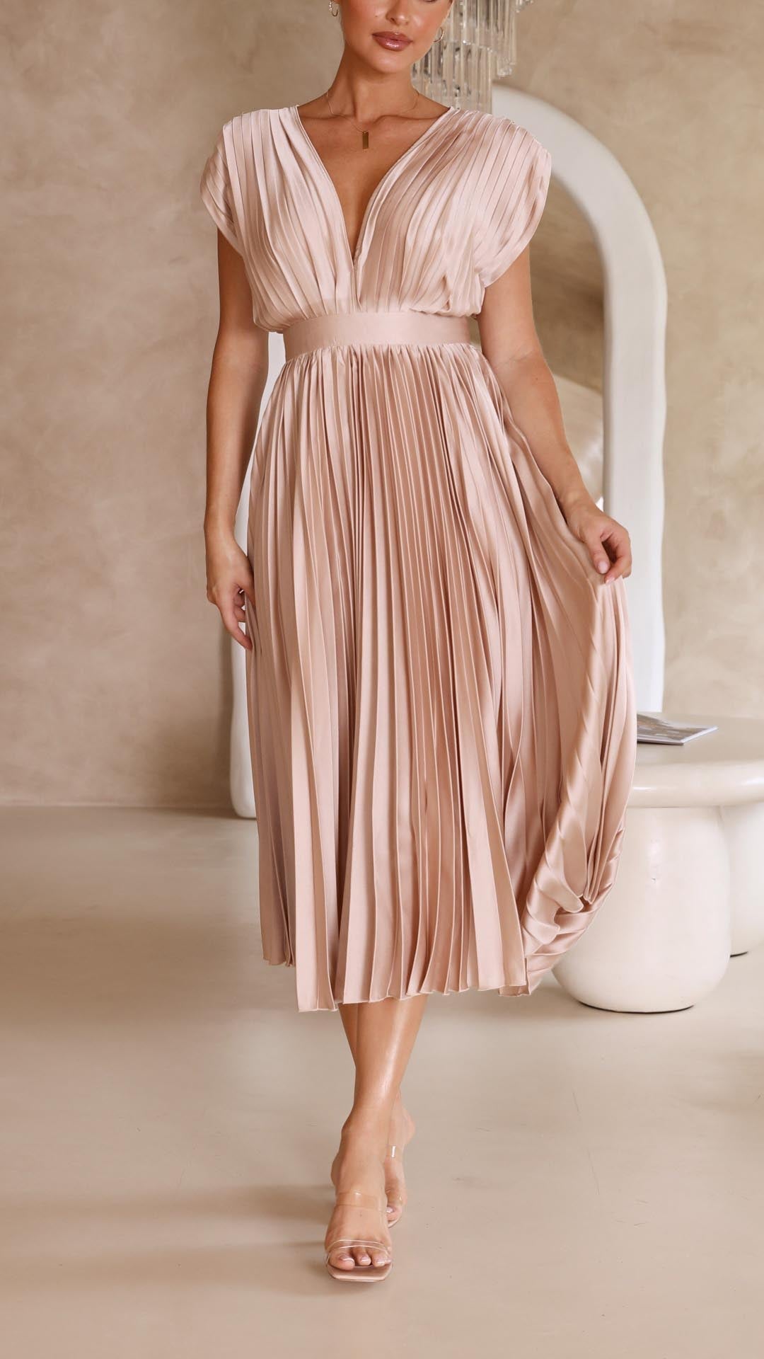 Women's Elegant Pleated Maxi Dress