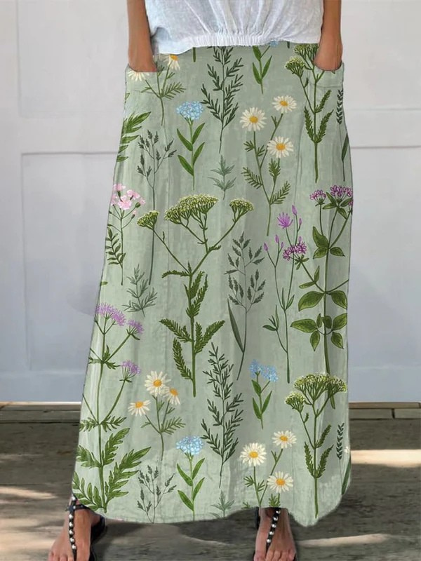 Women's Enriched Spring Field Repeat Pattern Printed Pocket Skirt