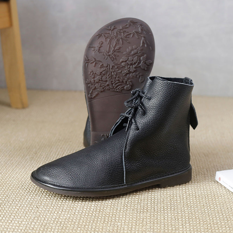 Women's Lace Boots – Classic Warmth with Everyday Ease