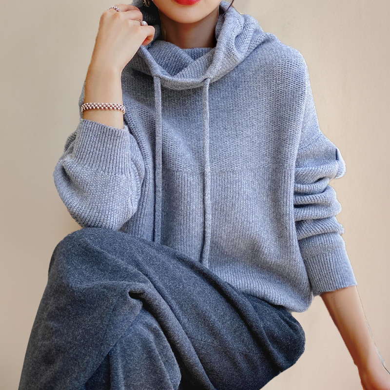 Women's Hoodie The Perfect Blend of Warmth & Style