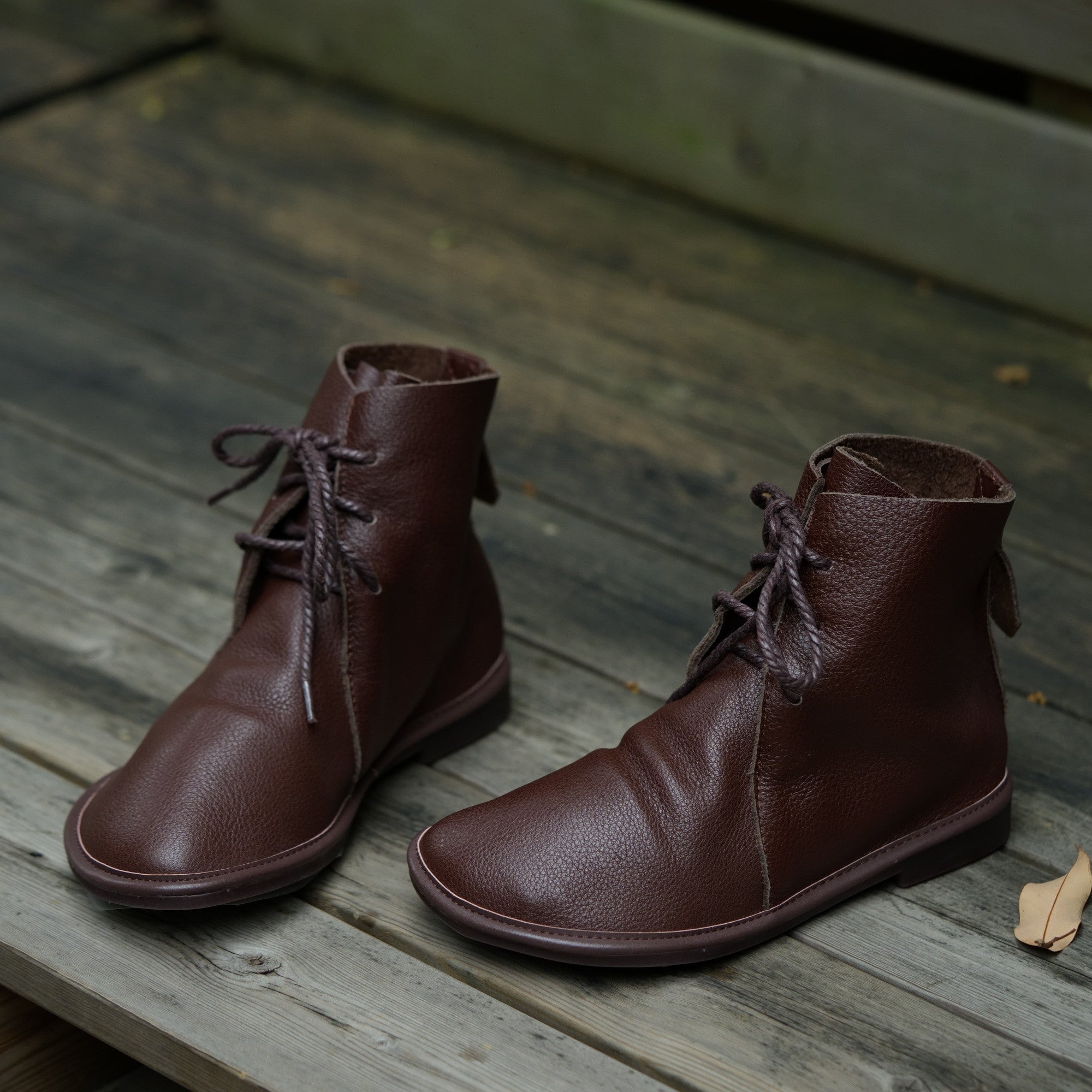Women's Lace Boots – Classic Warmth with Everyday Ease
