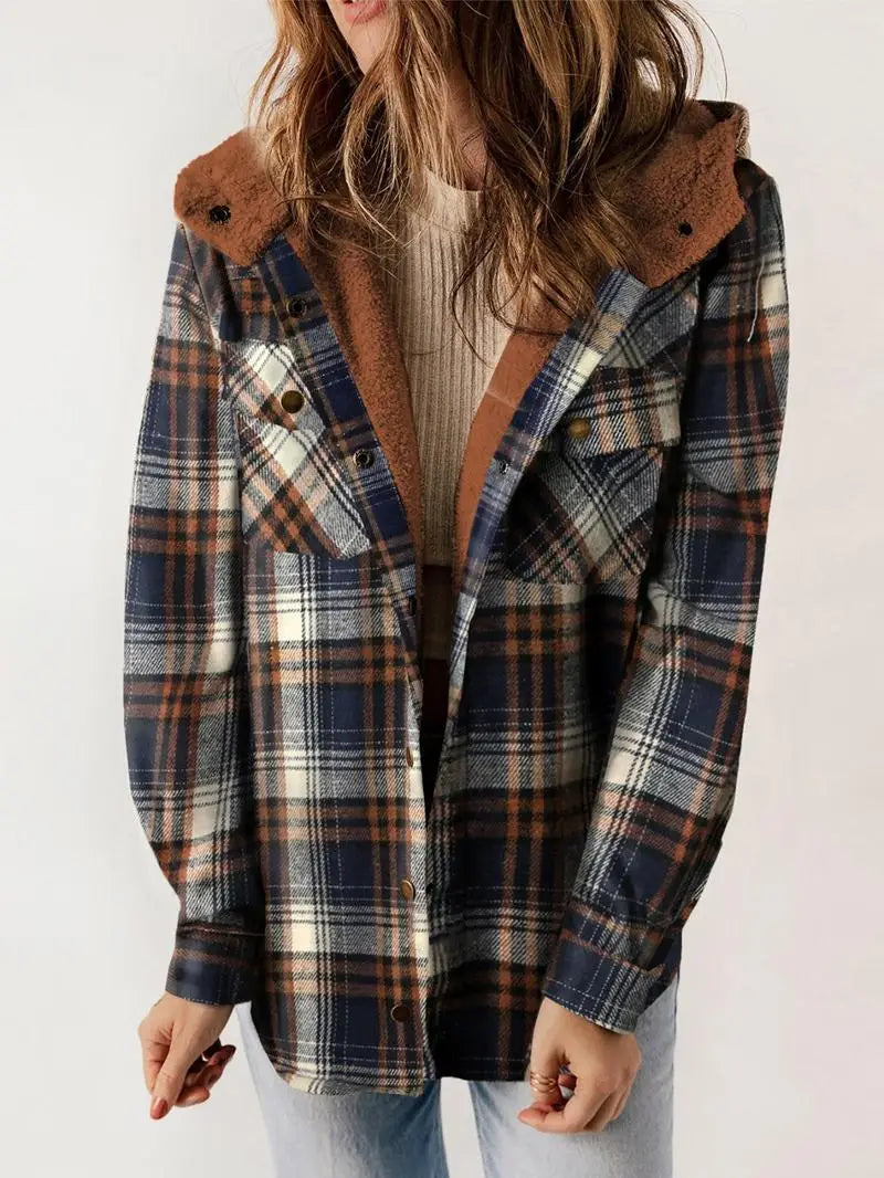 Women's Cozy Plaid Fleece-Lined Jacket