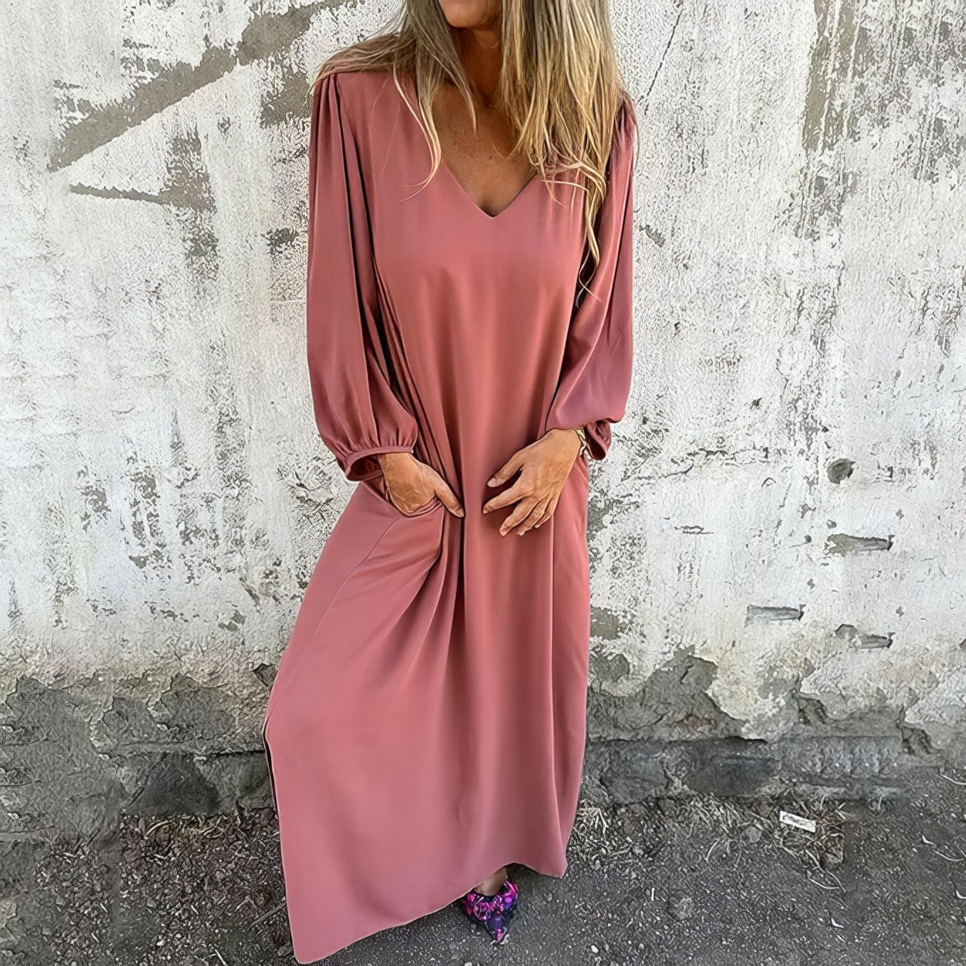 Women's Flowing Maxi Dress with Pockets