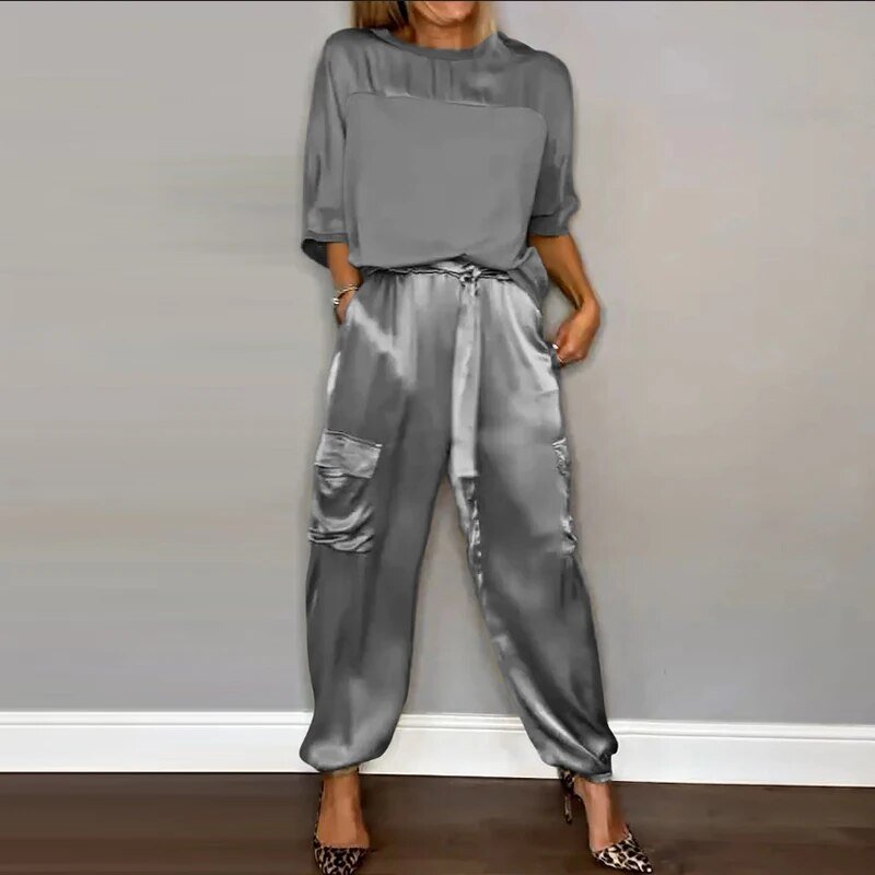 Women's Relaxed Clothing Set