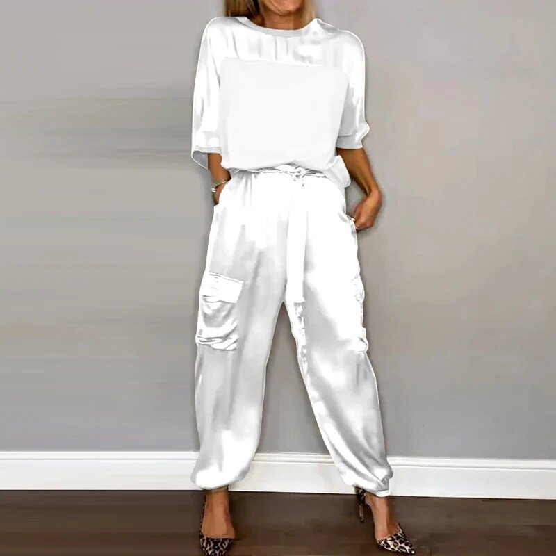 Women's Relaxed Clothing Set