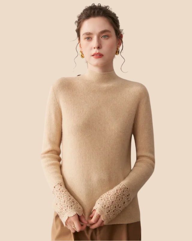 Women's wool sweater with half-high collar