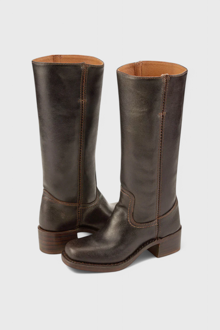 Women's Modern Classic Boots for All-Season Wear