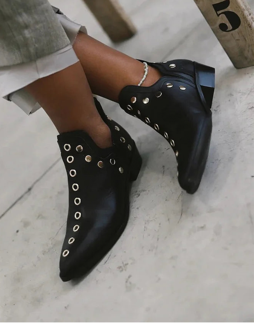 Women's Studded Pointed Boots