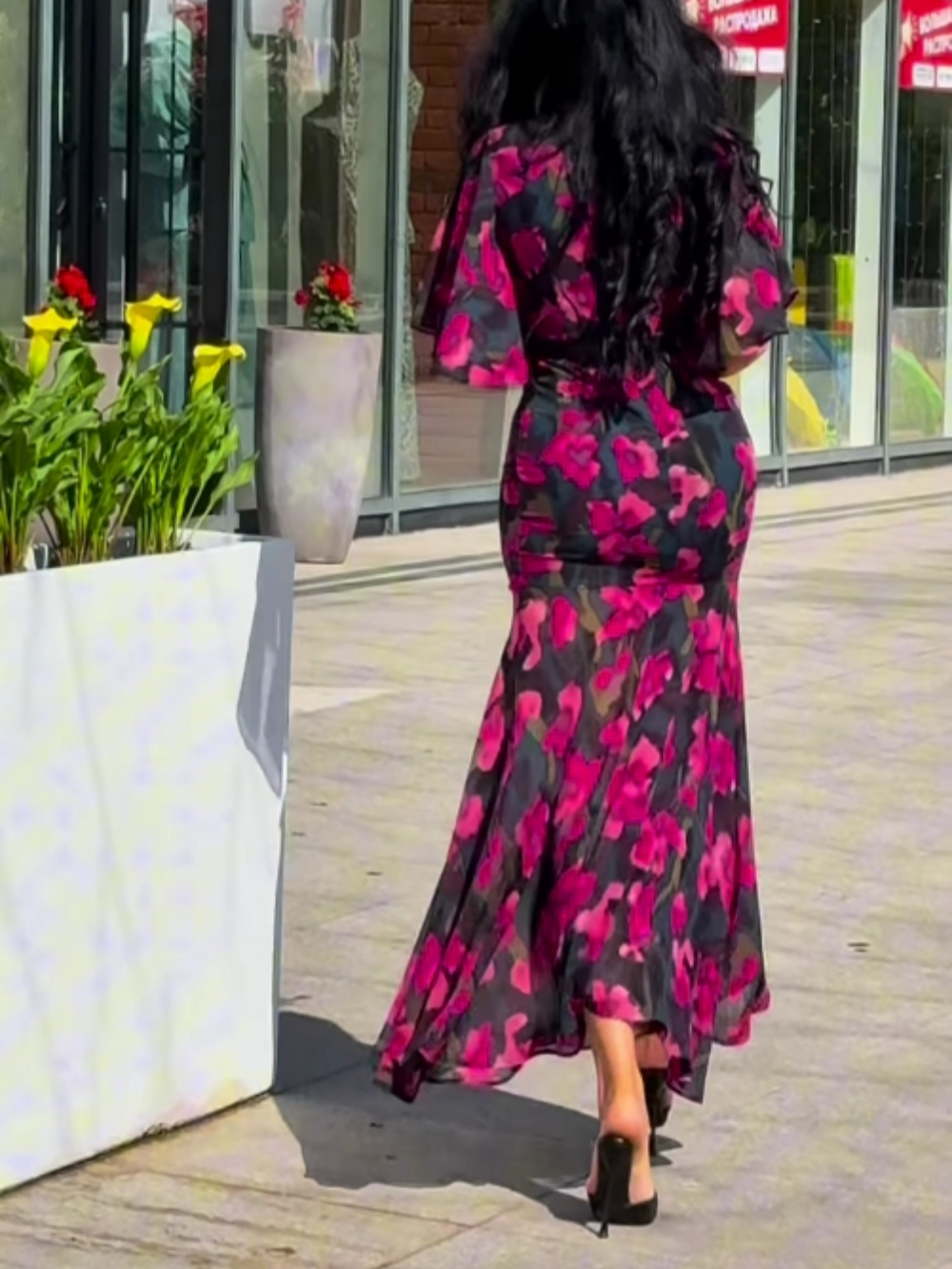Women's Retro V-neck trumpet sleeve printed dress