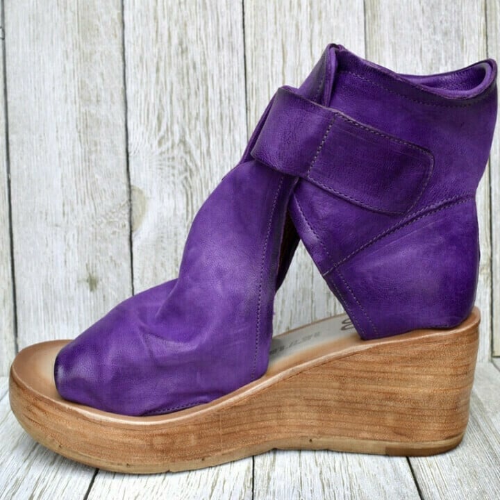 Women's Wedge Sandals with Buckle in Boho Style