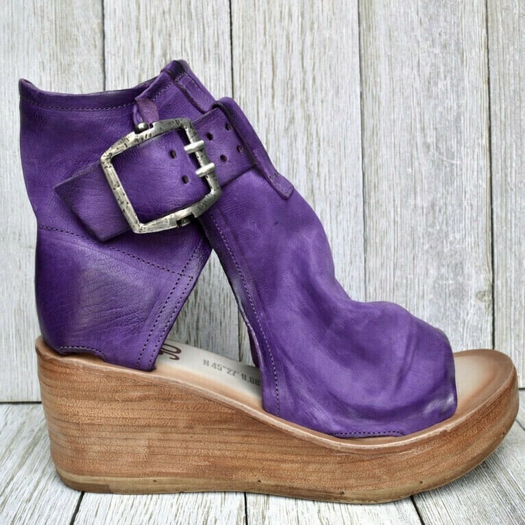 Women's Wedge Sandals with Buckle in Boho Style