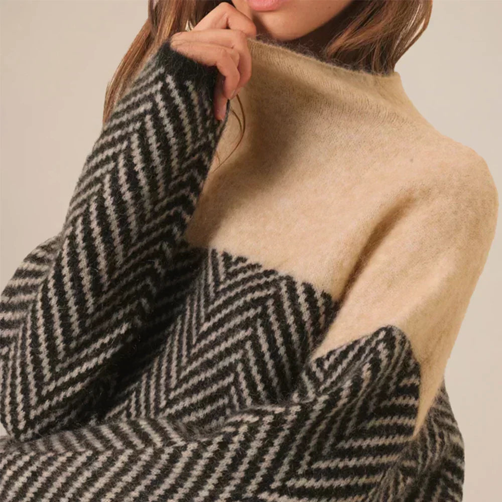 Women's Luxurious Turtleneck Sweater