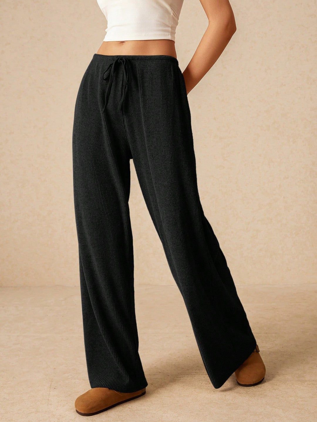 Comfortable high-waisted wide jogging pants