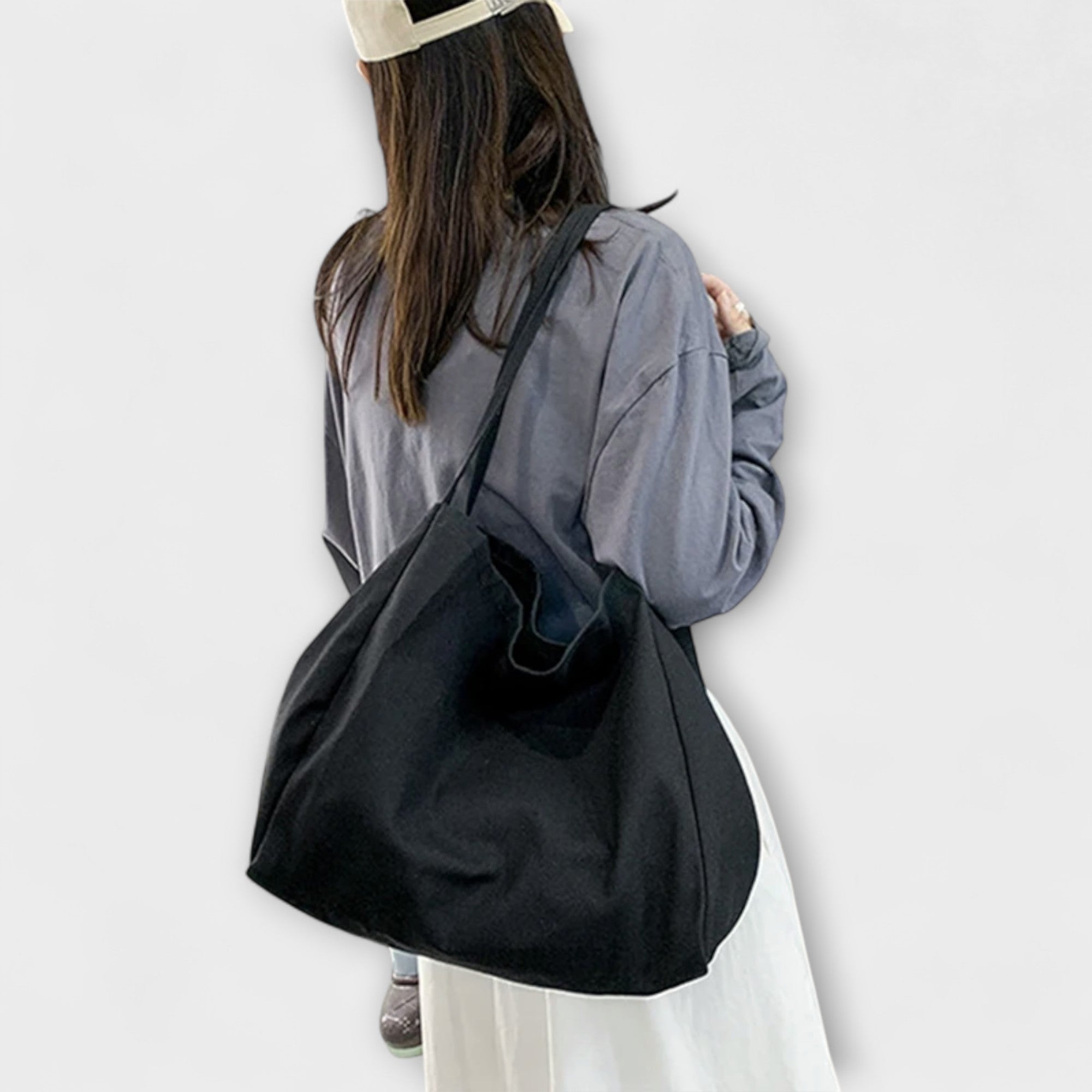 Women's Everyday Bag with Simple Elegance