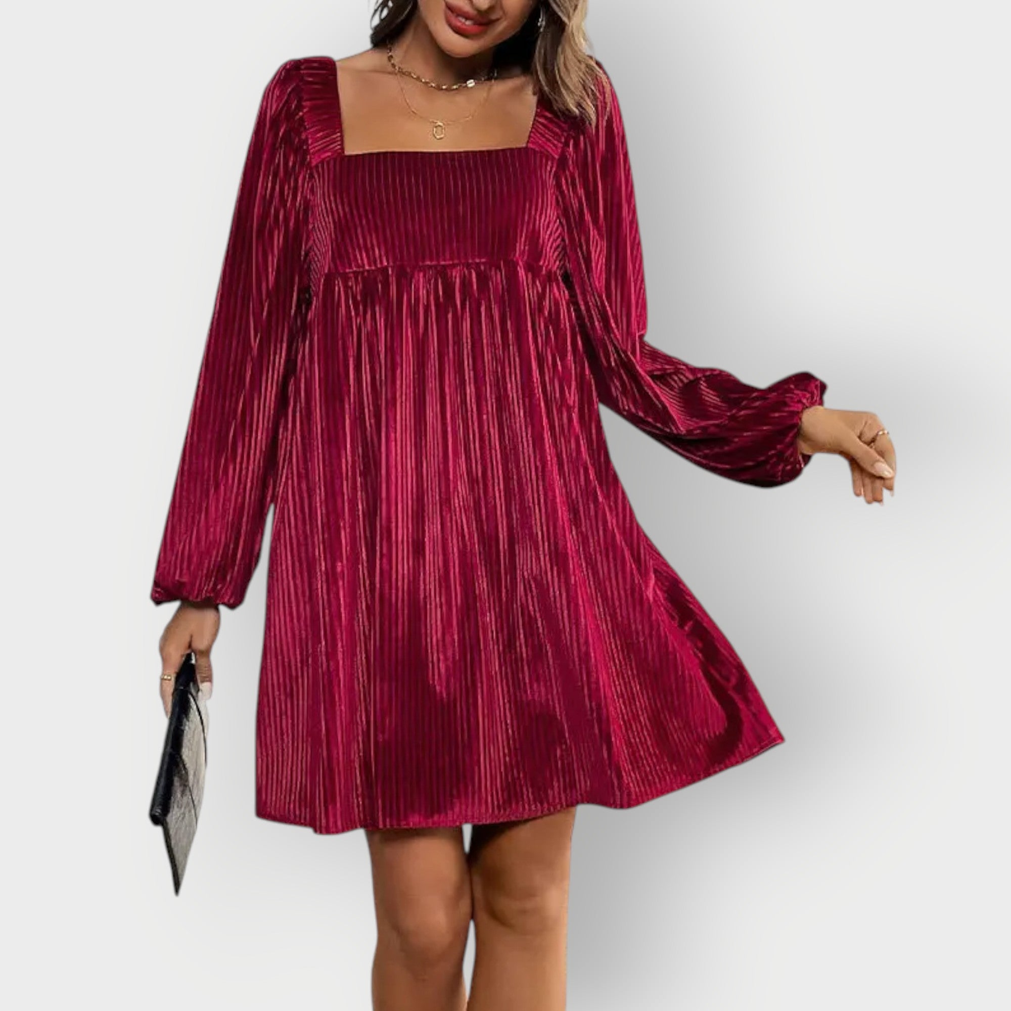 Women's Velvet Chic Backless Dress