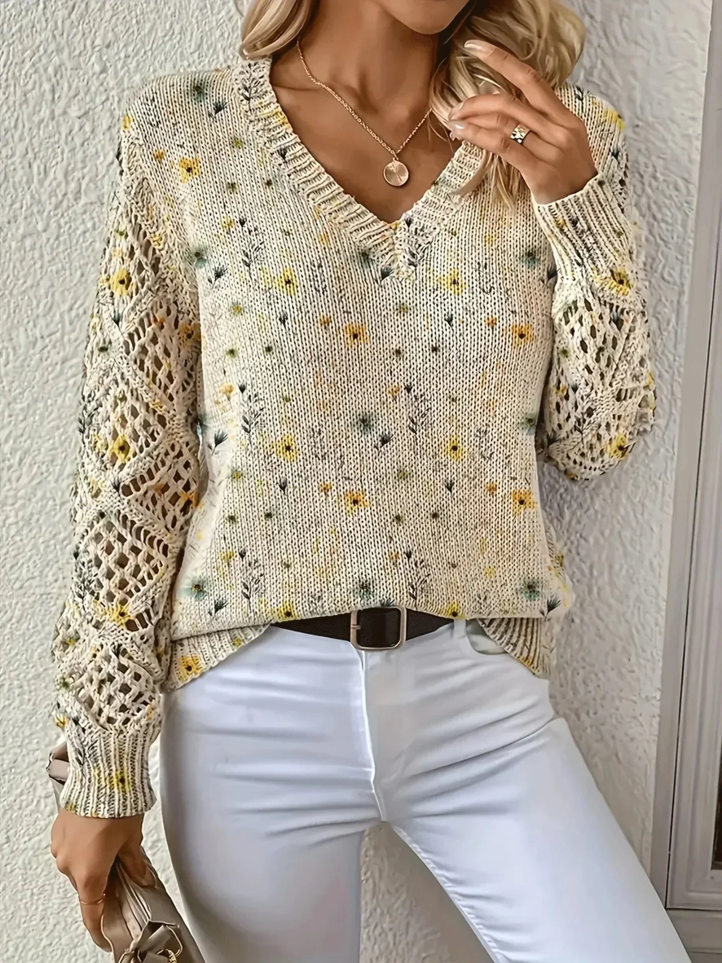 Women's Elegant Floral Pullover