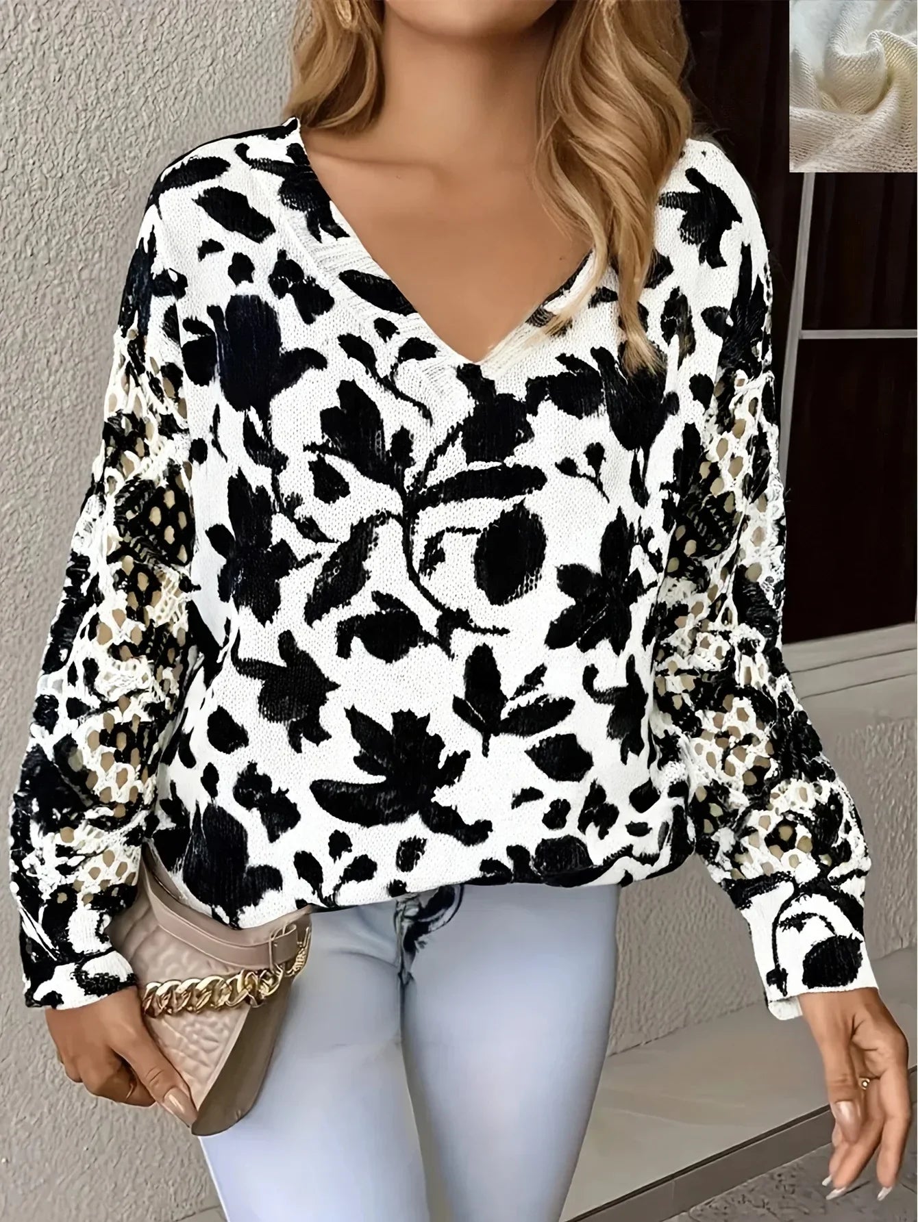 Women's Elegant Floral Pullover