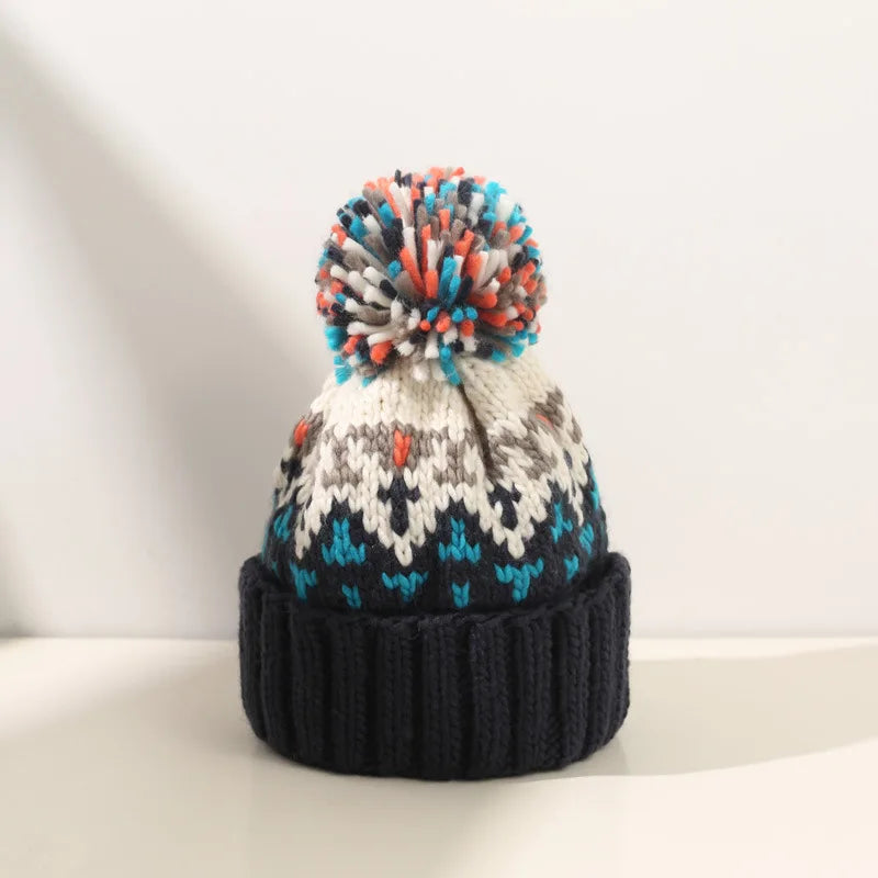 Women's Cozy Snowflake Pom Beanie