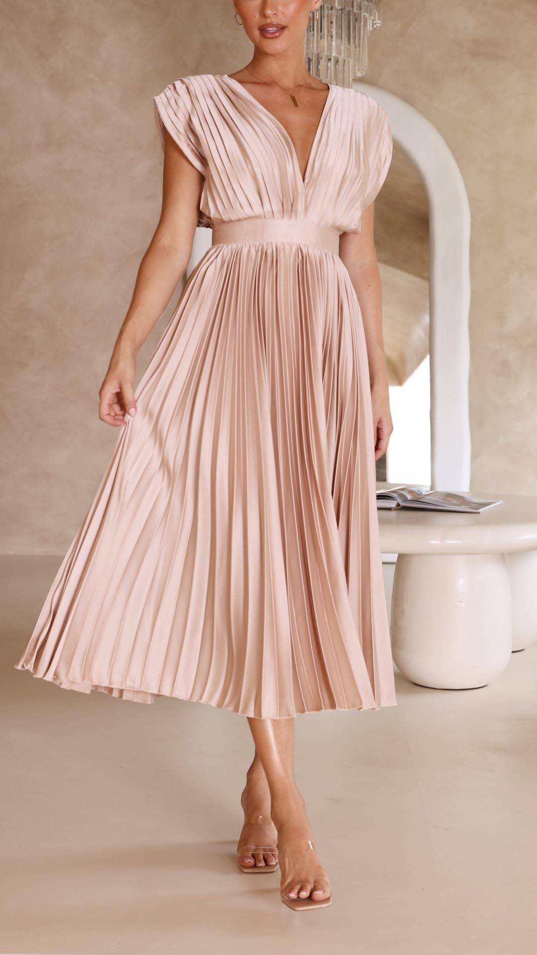 Women's Elegant Pleated Maxi Dress