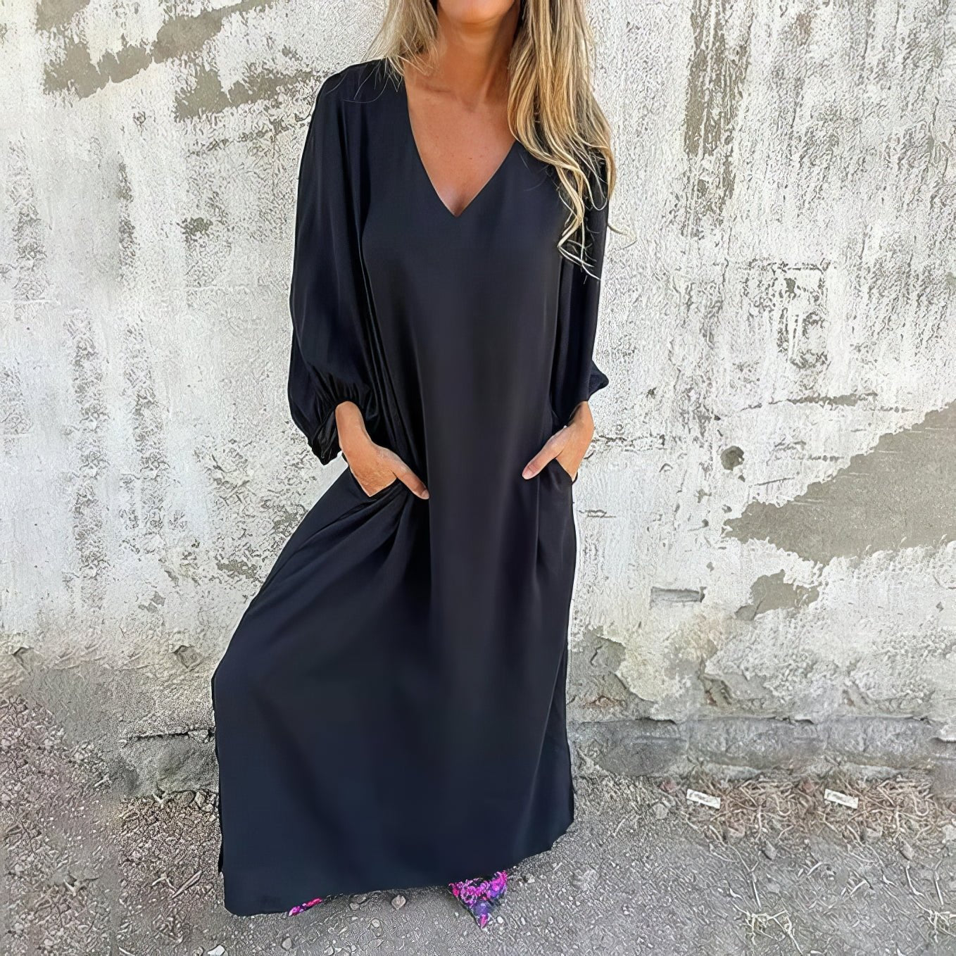 Women's Flowing Maxi Dress with Pockets
