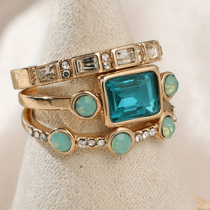 Women's Vintage Blue Crystal Ring