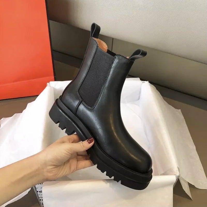 Women's Classic Boots