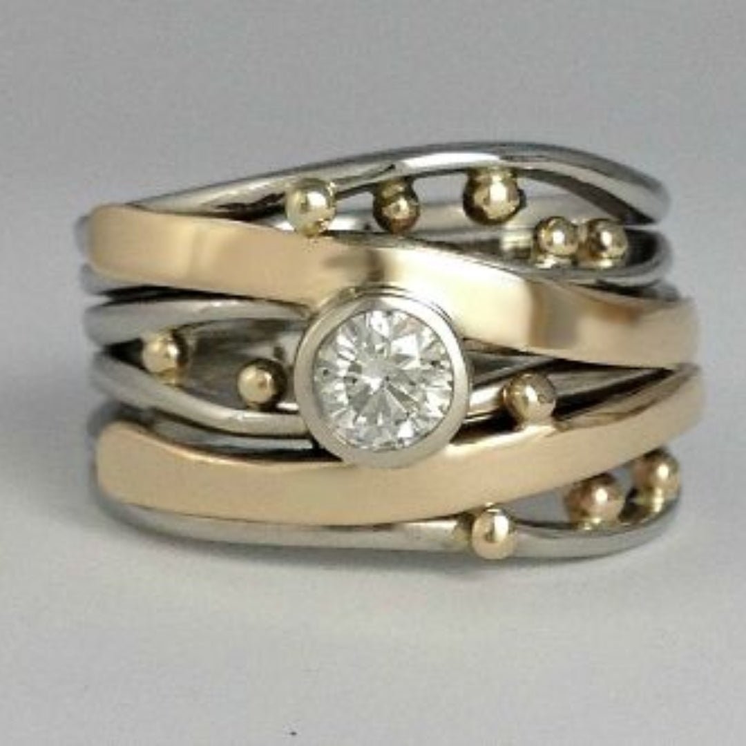 Women's Vintage Gold Intarsia Zirconia Ring