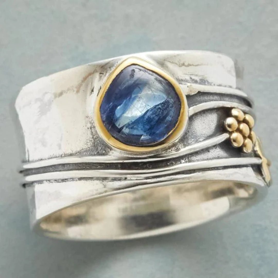 Women's Vintage Blue Stone Ring